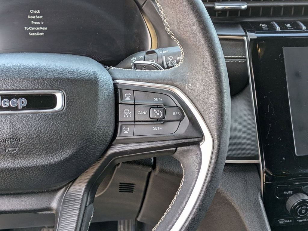 2023 Jeep Grand Cherokee L Altitude 4x4