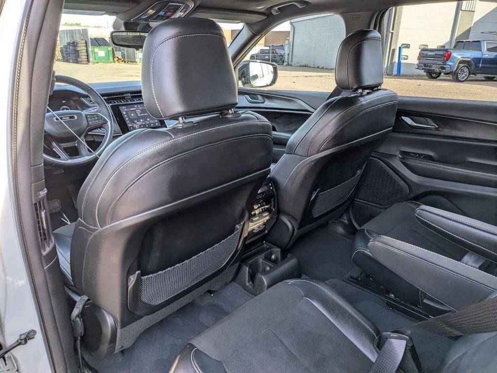 2023 Jeep Grand Cherokee L Altitude 4x4