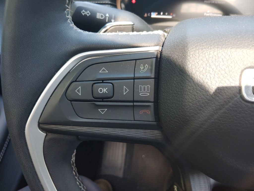 2023 Jeep Grand Cherokee L Altitude 4x4