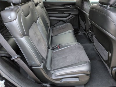 2024 Jeep Grand Cherokee L Altitude 4x4