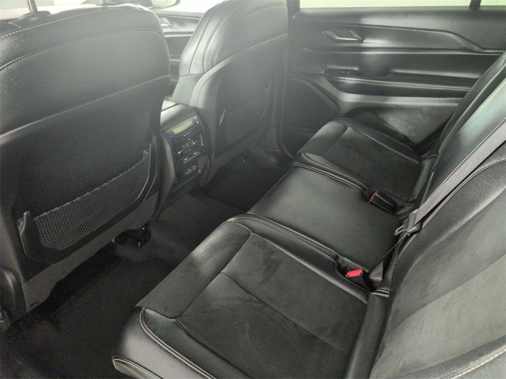 2024 Jeep Grand Cherokee L Altitude 4x4