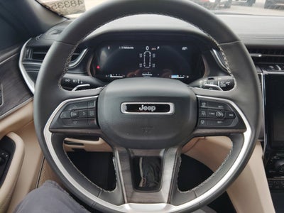 2025 Jeep Grand Cherokee L Limited 4x4