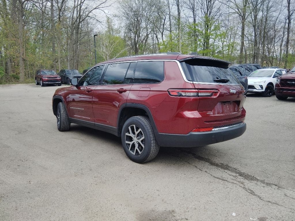 2023 Jeep Grand Cherokee L Limited 4x4