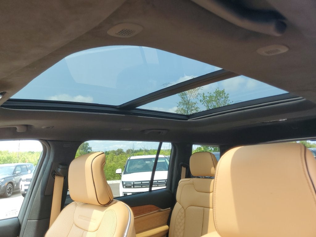 2023 Jeep Grand Cherokee L Summit Reserve 4x4