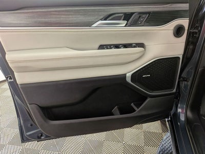 2023 Jeep Wagoneer Series II