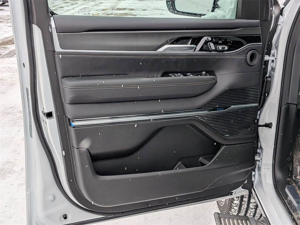 2026 Jeep Grand Wagoneer GRAND WAGONEER SUMMIT OBSIDIAN 4X4