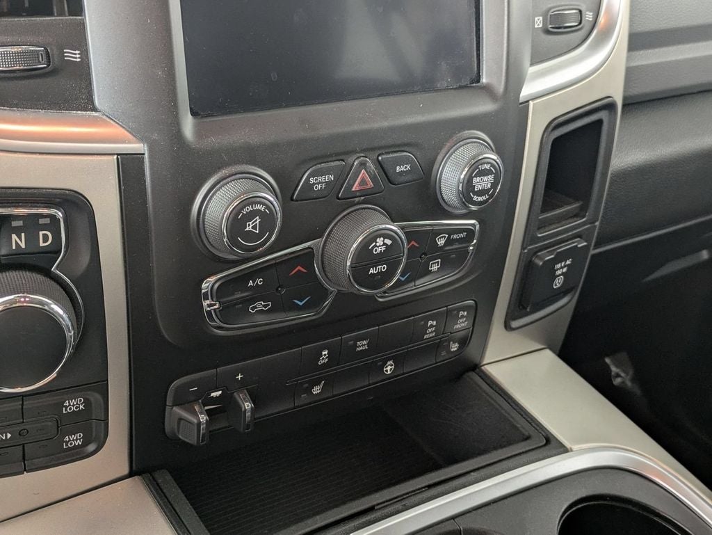 2018 RAM 1500 Big Horn Crew Cab 4x4 5'7' Box