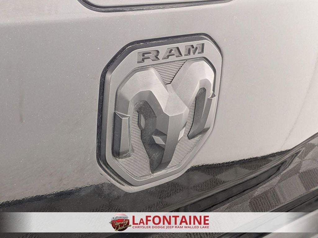 2023 RAM 1500 Big Horn Crew Cab 4x4 5'7' Box