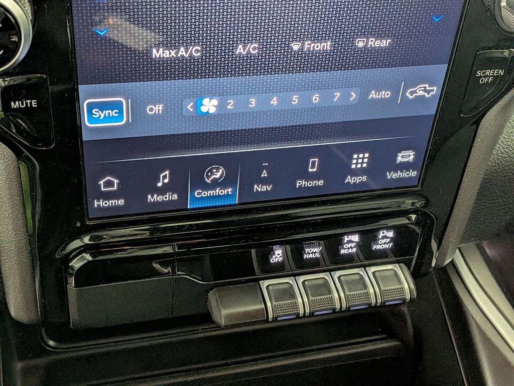 2023 RAM 1500 Big Horn Crew Cab 4x4 5'7' Box