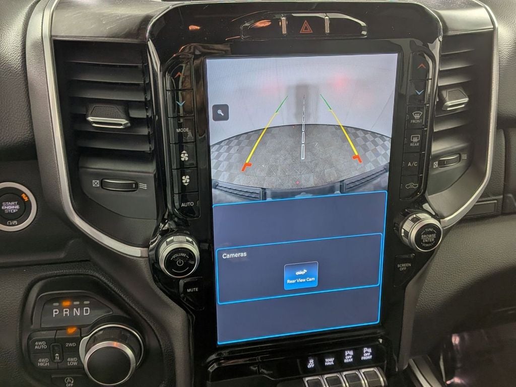 2023 RAM 1500 Big Horn Crew Cab 4x4 5'7' Box