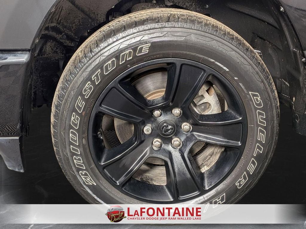 2023 RAM 1500 Big Horn Crew Cab 4x4 5'7' Box