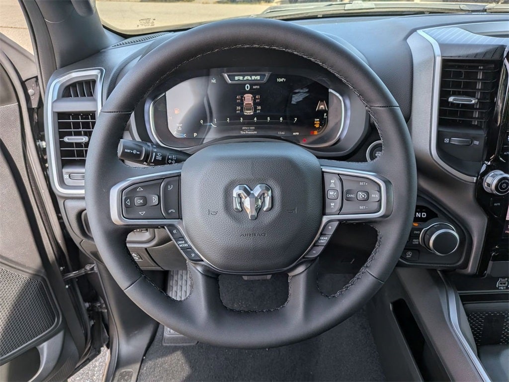 2025 RAM Ram 1500 RAM 1500 BIG HORN CREW CAB 4X4 5'7' BOX