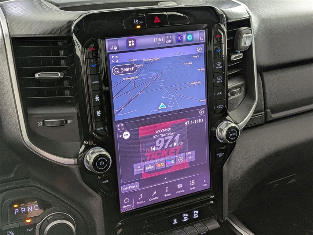 2025 RAM 1500 Big Horn Crew Cab 4x4 5'7' Box