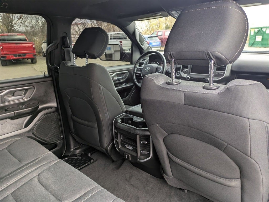 2022 RAM 1500 Big Horn Crew Cab 4x4 5'7' Box