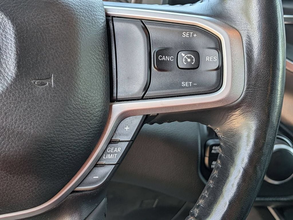 2021 RAM 1500 Big Horn Crew Cab 4x4 5'7' Box