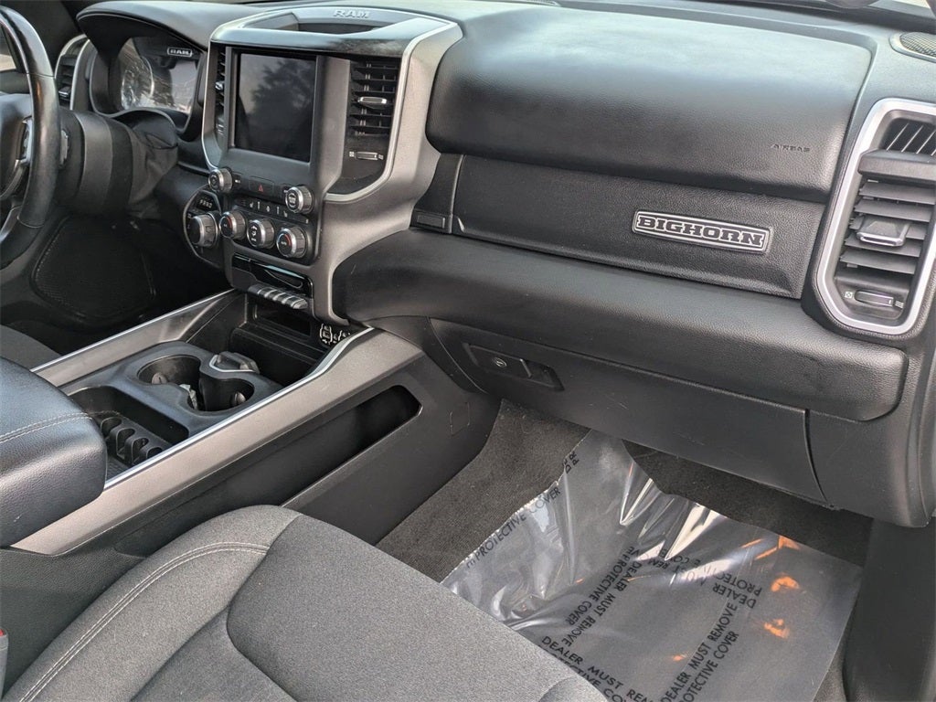 2020 RAM 1500 Big Horn Crew Cab 4x4 5'7' Box