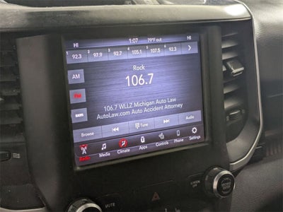 2021 RAM 1500 Big Horn Crew Cab 4x4 5'7' Box