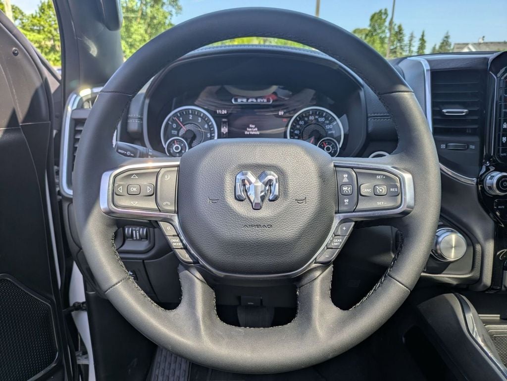 2025 RAM 1500 Laramie Crew Cab 4x4 5'7' Box