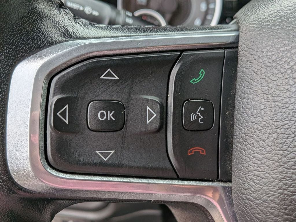 2023 RAM 1500 Laramie Crew Cab 4x4 5'7' Box