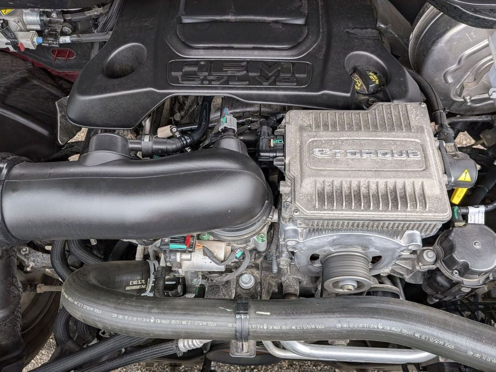 2023 RAM 1500 Laramie Crew Cab 4x4 5'7' Box