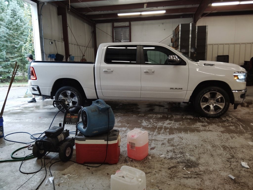 2023 RAM 1500 Laramie Crew Cab 4x4 5'7' Box