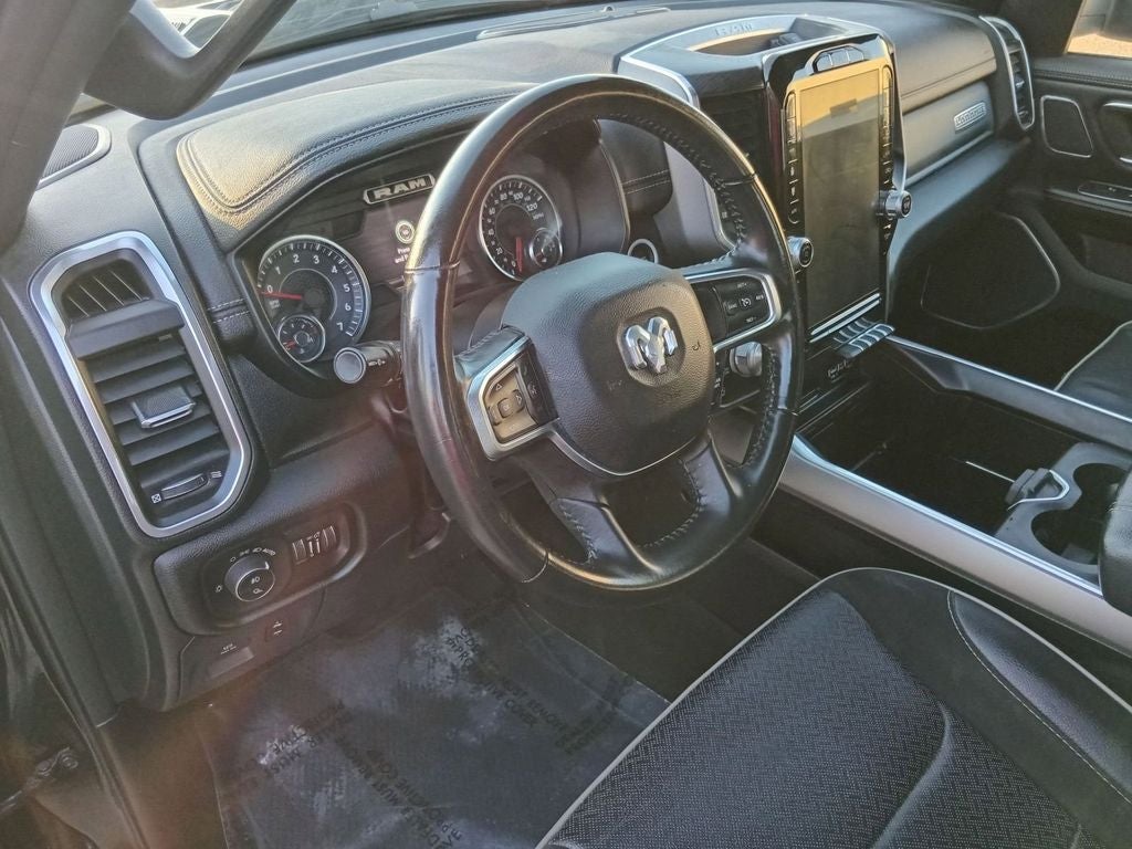 2023 RAM 1500 Laramie Crew Cab 4x4 5'7' Box