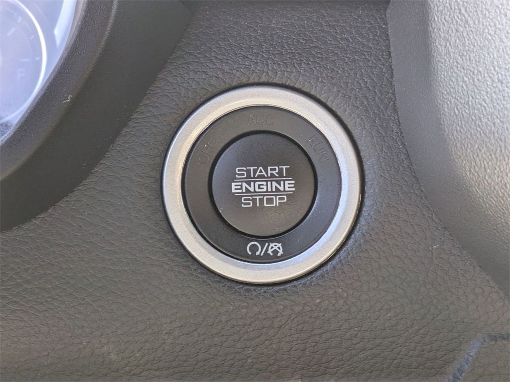 2024 RAM 1500 Laramie Crew Cab 4x4 5'7' Box