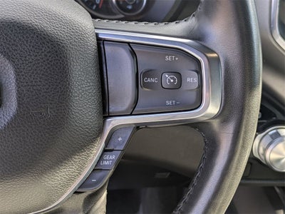 2024 RAM 1500 Laramie Crew Cab 4x4 5'7' Box