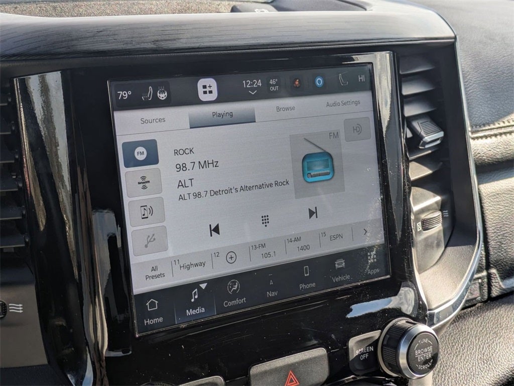 2024 RAM 1500 Laramie Crew Cab 4x4 5'7' Box