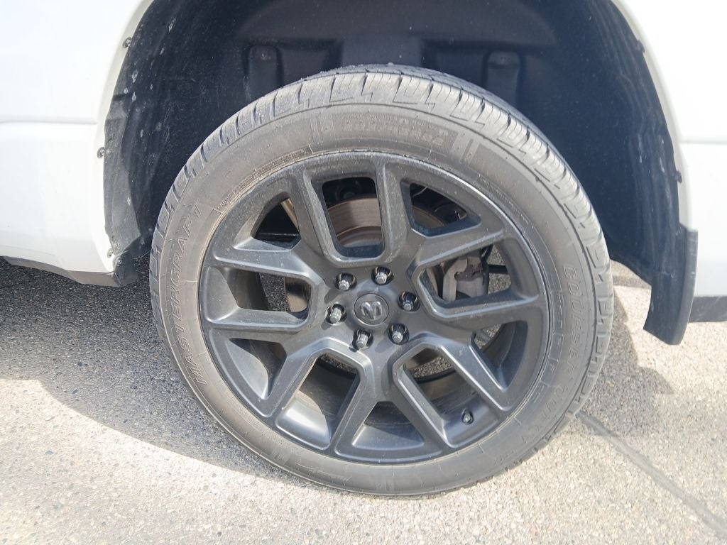 2023 RAM 1500 Laramie Crew Cab 4x4 5'7' Box