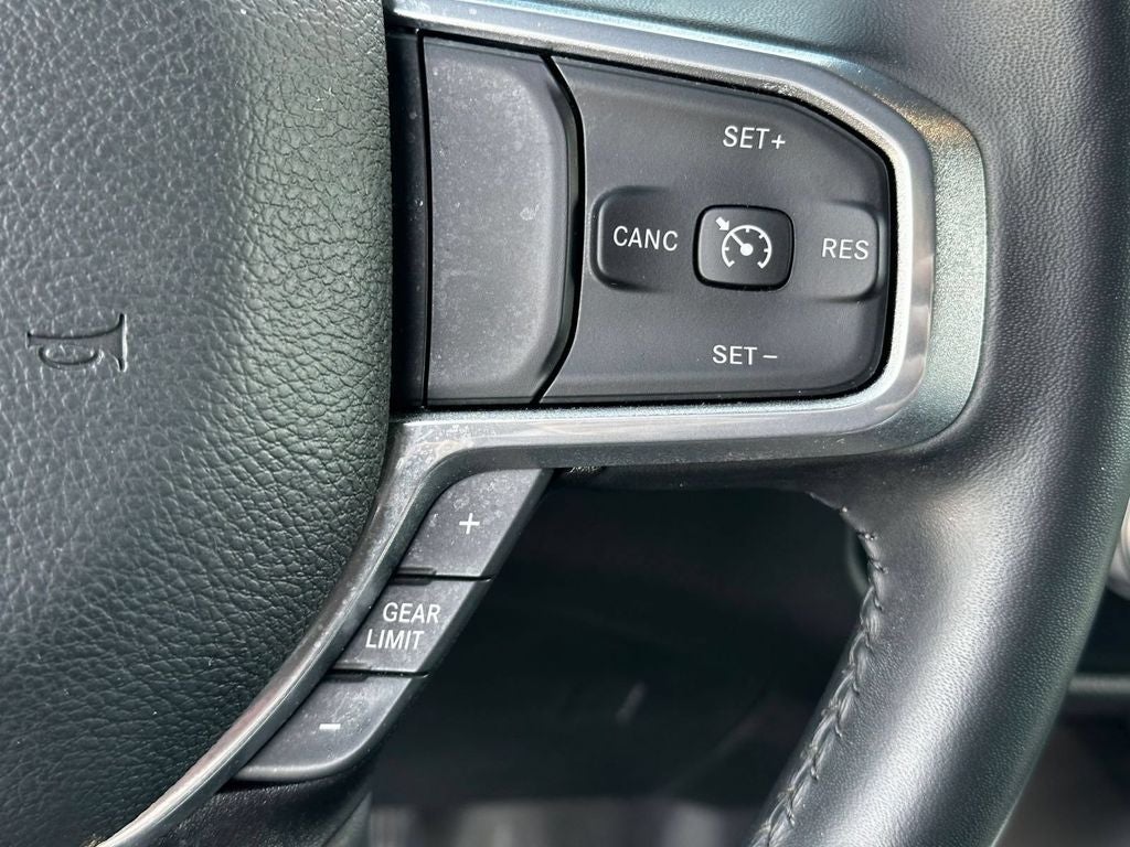 2024 RAM 1500 Laramie Crew Cab 4x4 5'7' Box