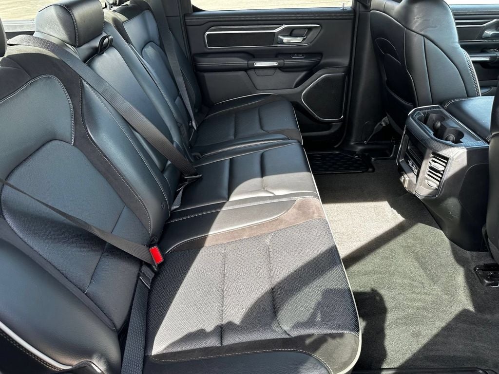 2024 RAM 1500 Laramie Crew Cab 4x4 5'7' Box