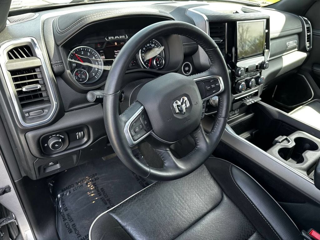 2024 RAM 1500 Laramie Crew Cab 4x4 5'7' Box