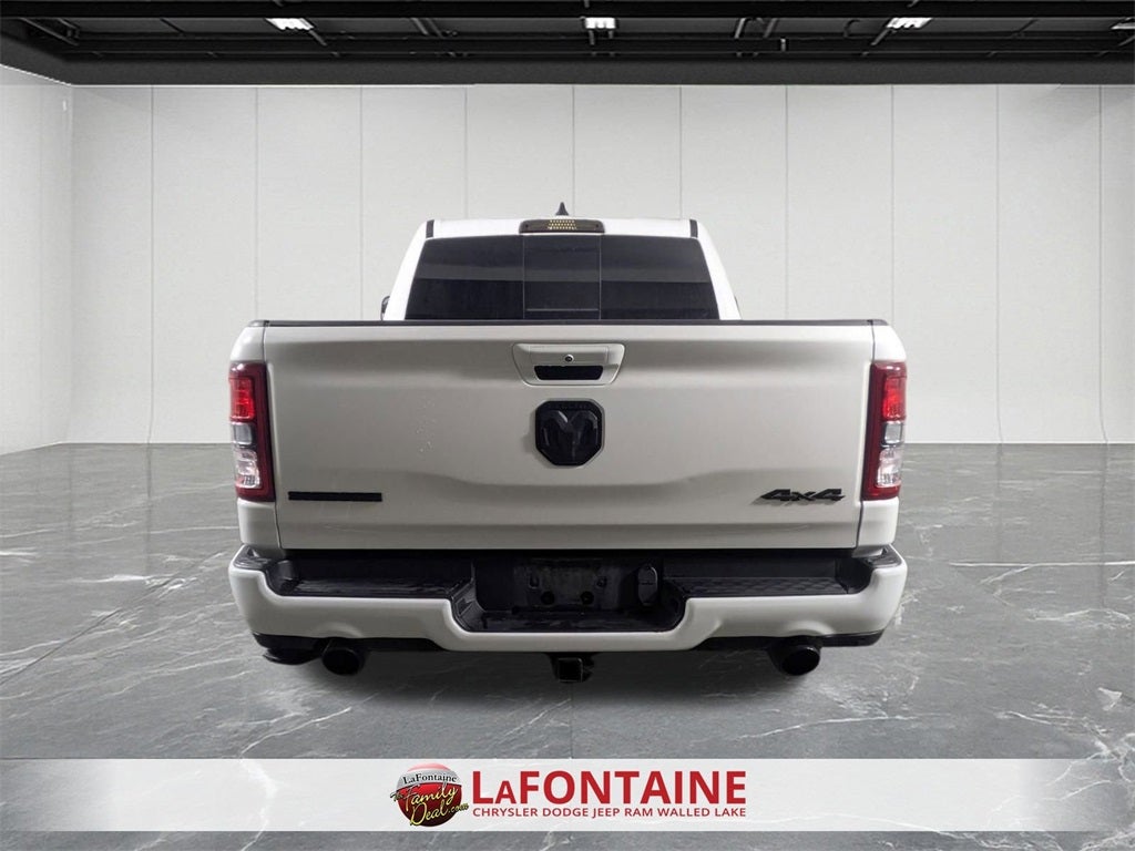 2020 RAM 1500 Big Horn Crew Cab 4x4 6'4' Box