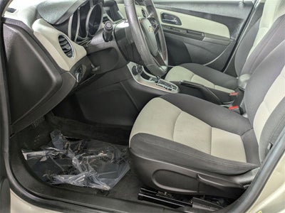 2014 Chevrolet Cruze LS Auto