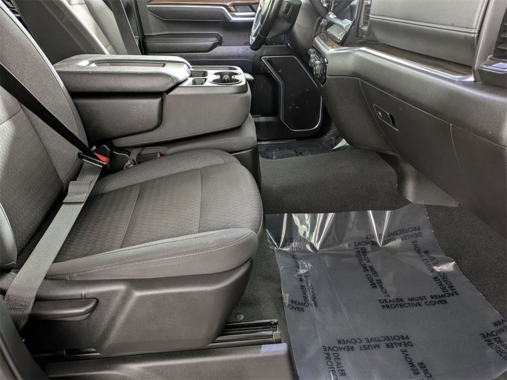 2025 Chevrolet Silverado 1500 4WD LT