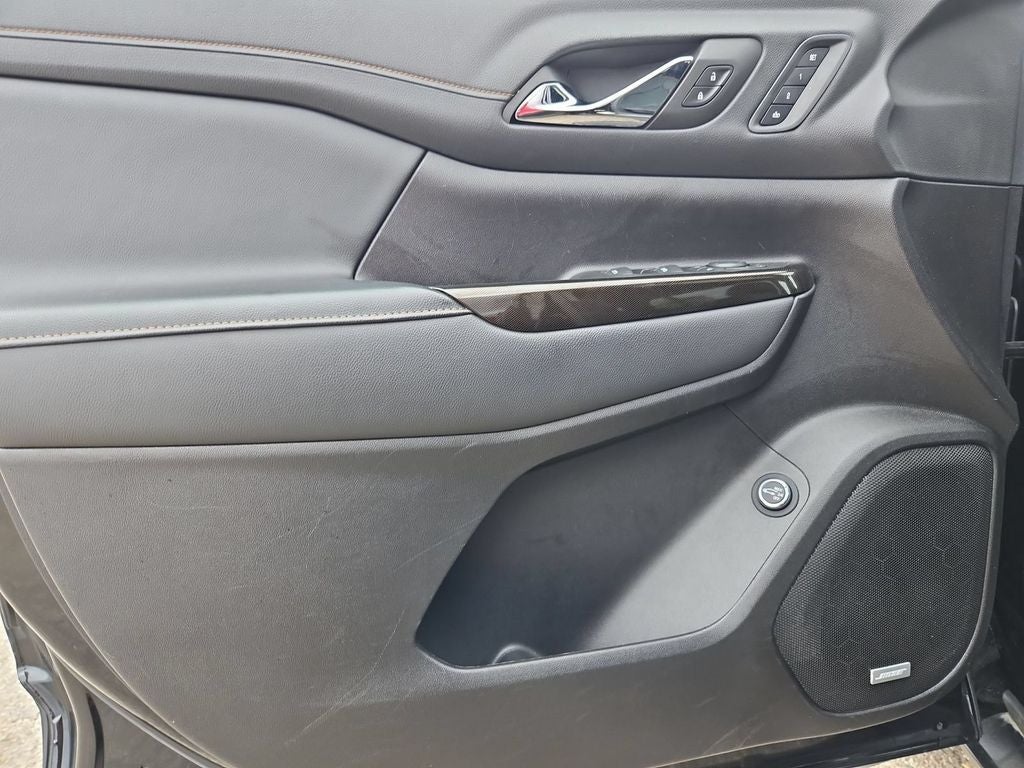 2023 GMC Acadia AWD AT4