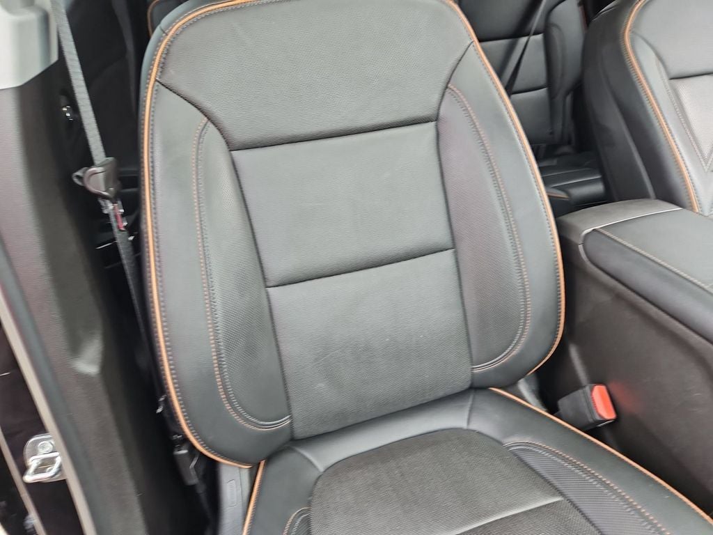 2023 GMC Acadia AWD AT4