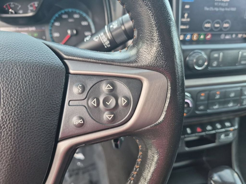2022 GMC Canyon 4WD Crew Cab Short Box AT4 - Leather