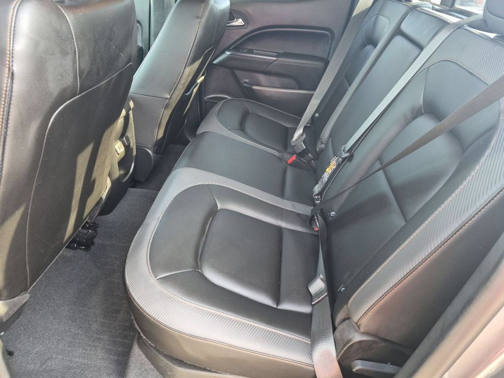 2022 GMC Canyon 4WD Crew Cab Short Box AT4 - Leather