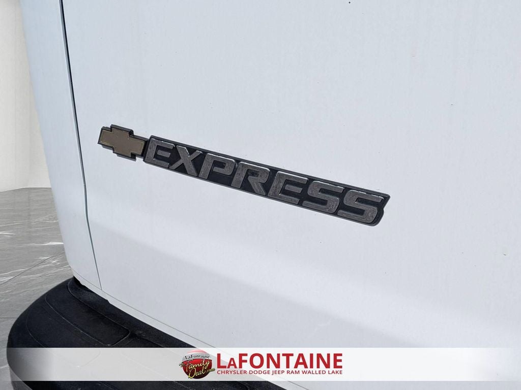 2024 GMC Savana Cargo RWD 2500 Regular Wheelbase Work Van