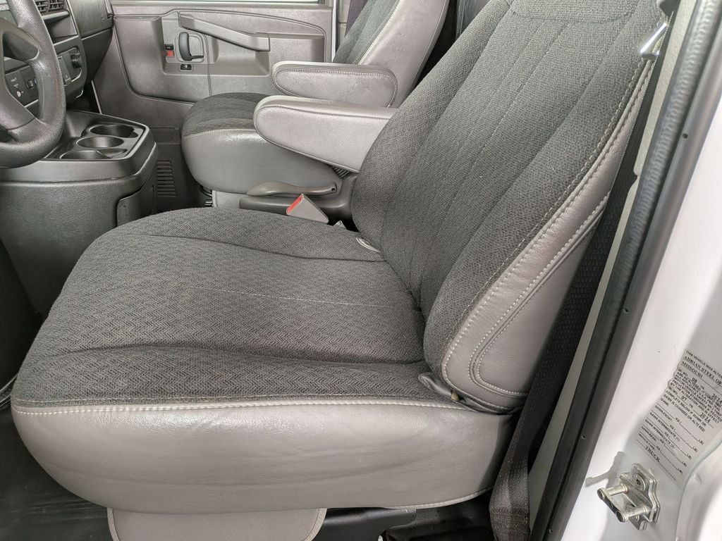 2024 GMC Savana Cargo RWD 2500 Regular Wheelbase Work Van