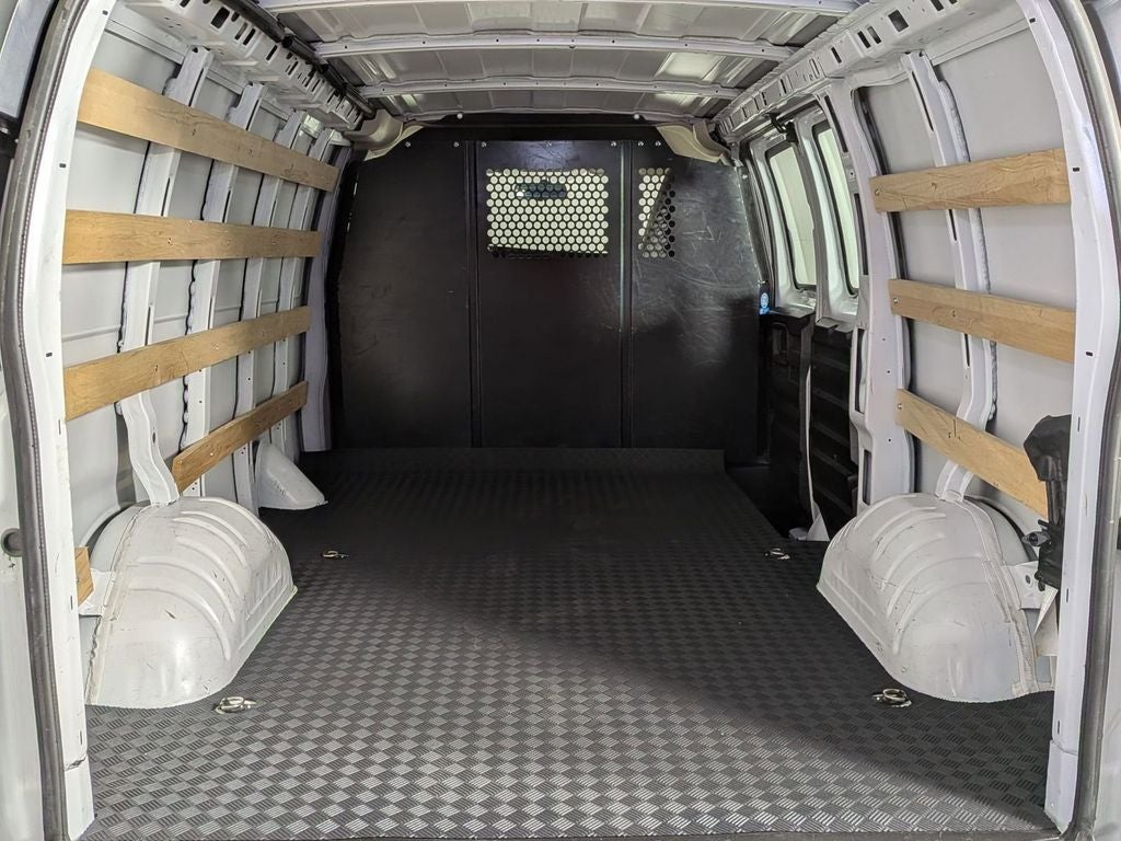 2024 GMC Savana Cargo RWD 2500 Regular Wheelbase Work Van