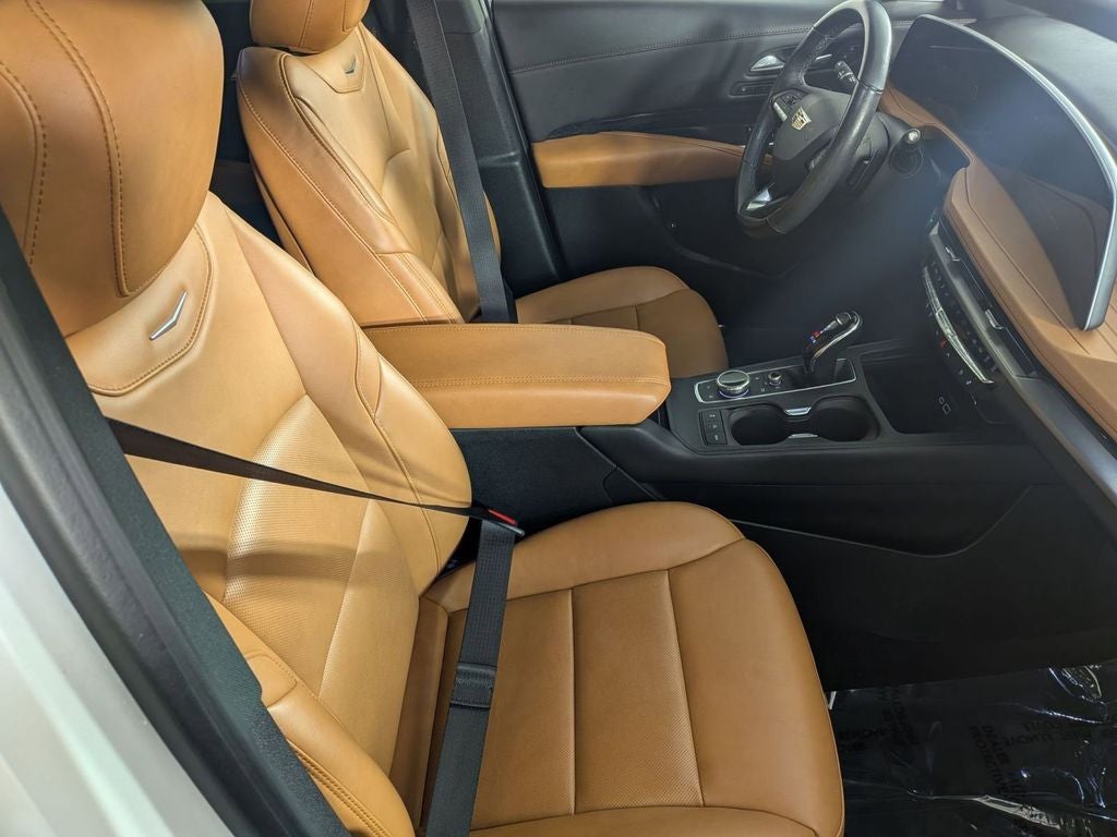 2024 Cadillac XT4 AWD Sport