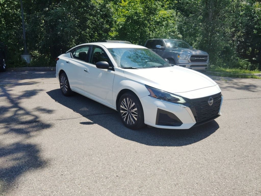 2025 Nissan Altima 2.5 SV