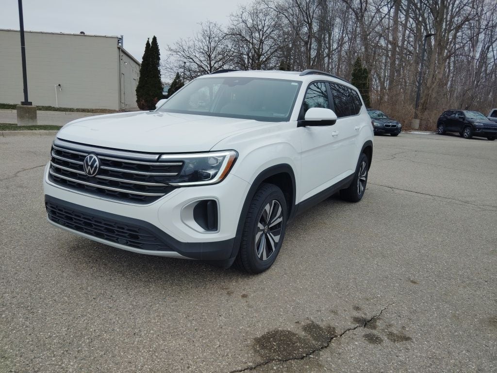 2024 Volkswagen Atlas 2.0T SE