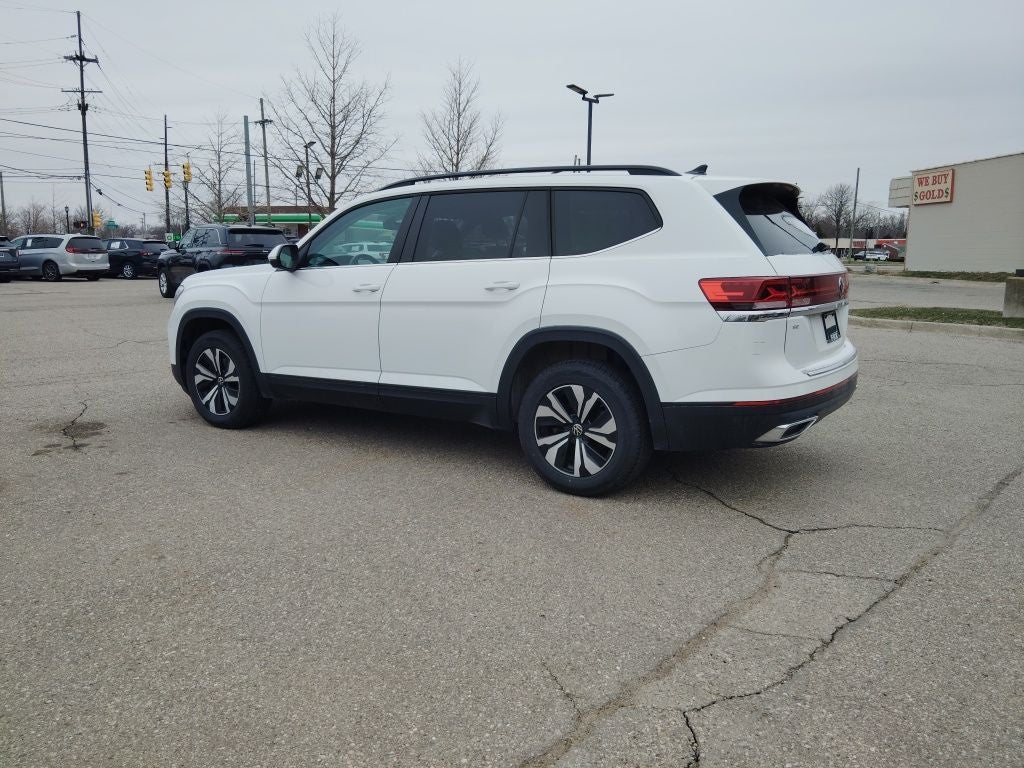 2024 Volkswagen Atlas 2.0T SE