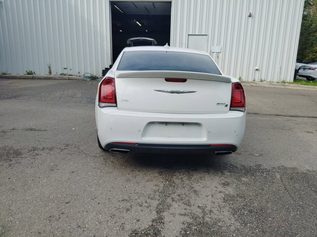 2016 Chrysler 300 300S