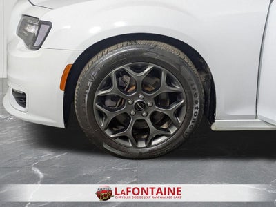 2018 Chrysler 300 300S AWD