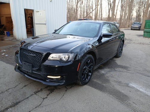 2023 Chrysler 300 Touring-L AWD